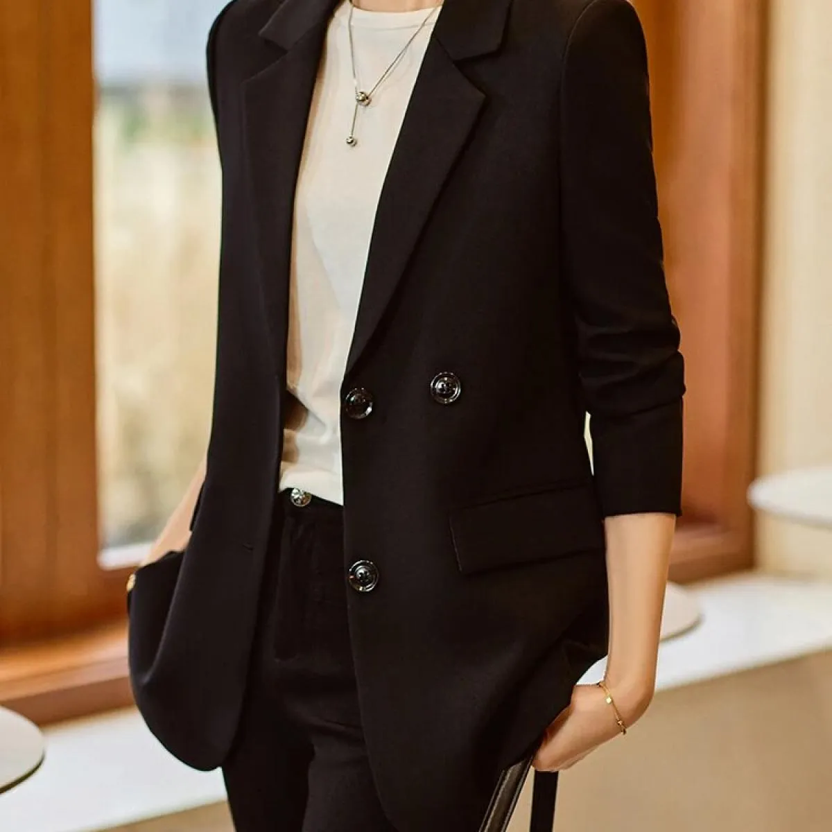 Casual women's loose coat, yellow white black blazer, long sleeves, single-breasted, solid coat.