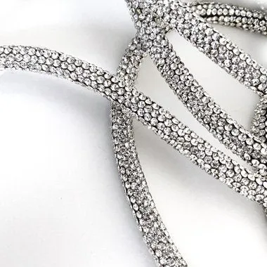 Shoelaces with rhinestones