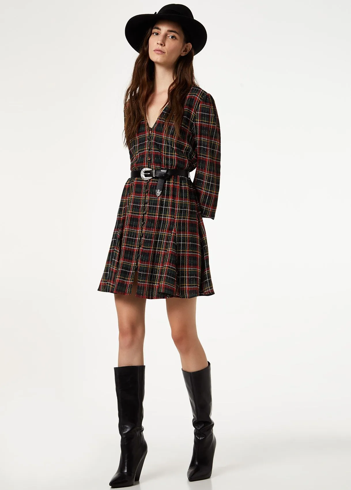 Short dress with belt.